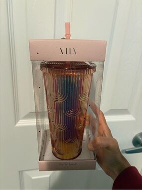 New XIIX Iridescent Rainbow Tumbler with Lid and Straw